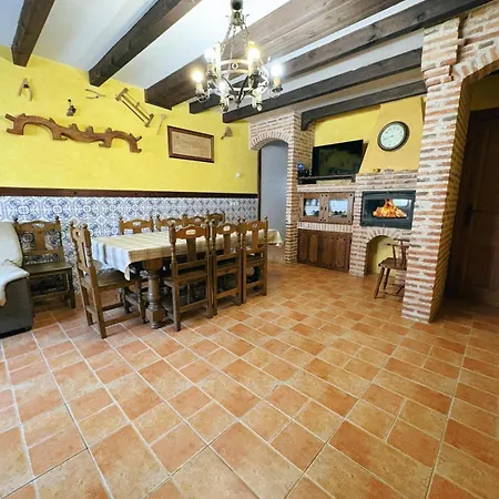 בית כפרי Calderon De Medina Iii *